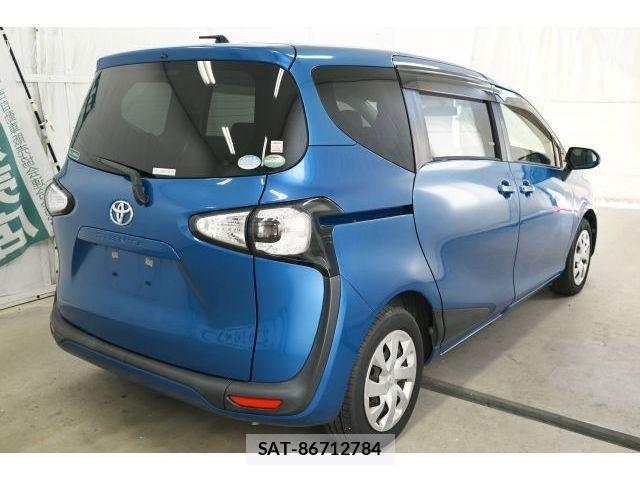 Toyota SIENTA 2017-10 8527361-4