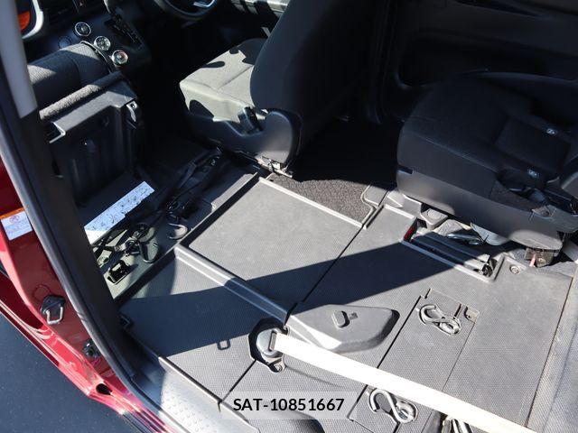 Toyota SIENTA 2021-11 8527339-12