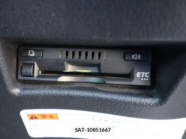 Toyota SIENTA 2021-11 8527339-18