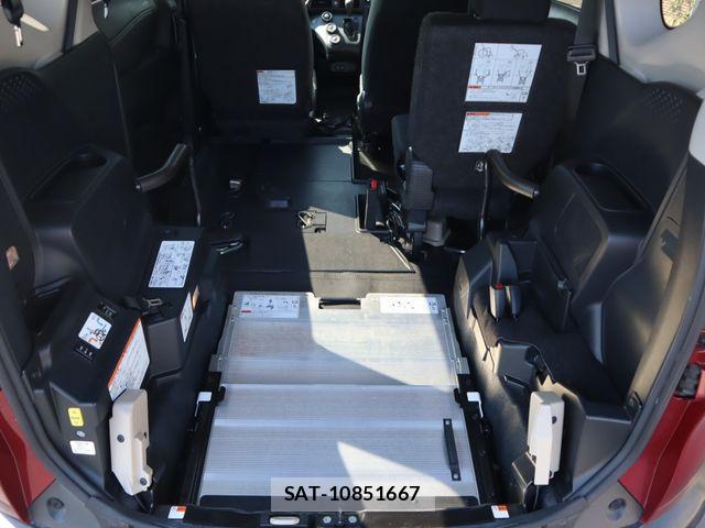 Toyota SIENTA 2021-11 8527339-1