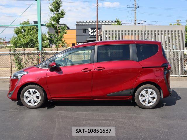 Toyota SIENTA 2021-11 8527339-21