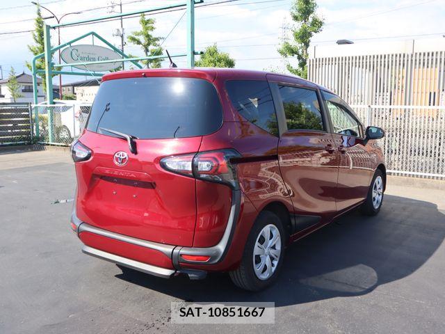 Toyota SIENTA 2021-11 8527339-24