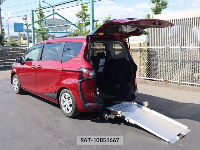 Toyota SIENTA 2021-11 8527339-29