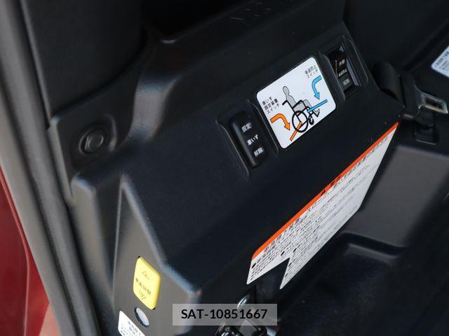 Toyota SIENTA 2021-11 8527339-5