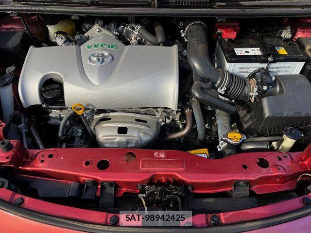 Toyota SIENTA 2015-10 8527354-17