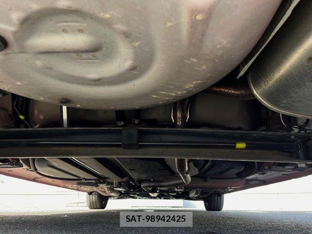 Toyota SIENTA 2015-10 8527354-18