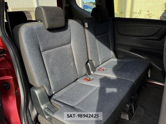 Toyota SIENTA 2015-10 8527354-7