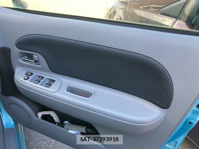 Toyota SIENTA 2005-09 8528559-12
