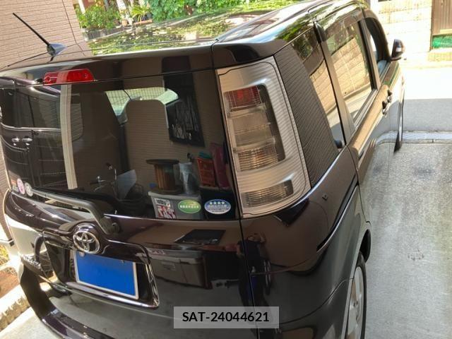 Toyota SIENTA 2014-11 8527362-4