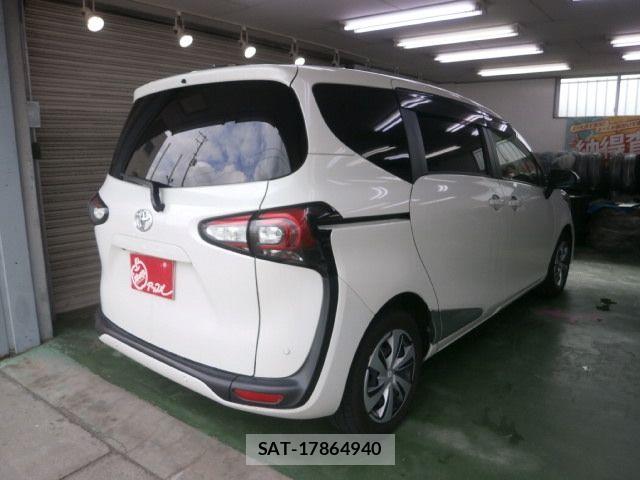 Toyota SIENTA 2019-09 8527338-2