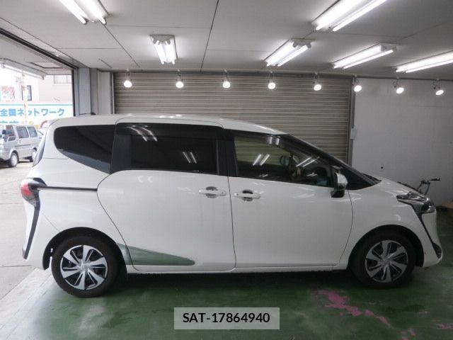Toyota SIENTA 2019-09 8527338-3