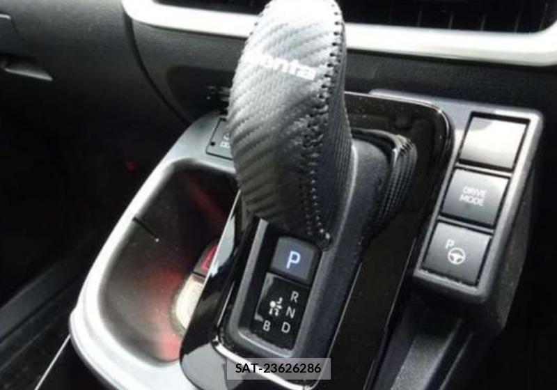 Toyota SIENTA 2024-12 8530563-13
