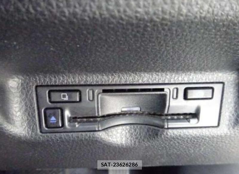 Toyota SIENTA 2024-12 8530563-16