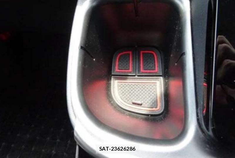 Toyota SIENTA 2024-12 8530563-19