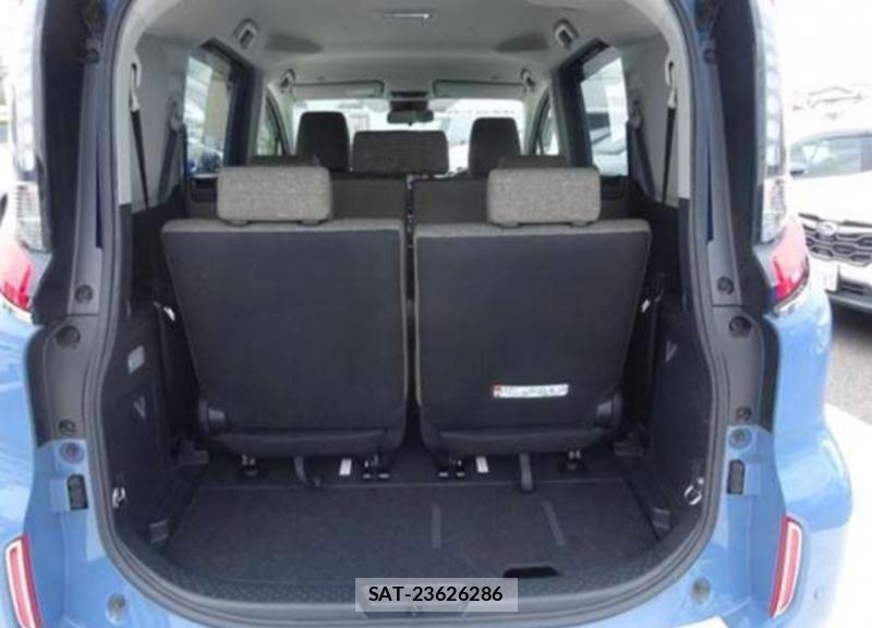Toyota SIENTA 2024-12 8530563-21