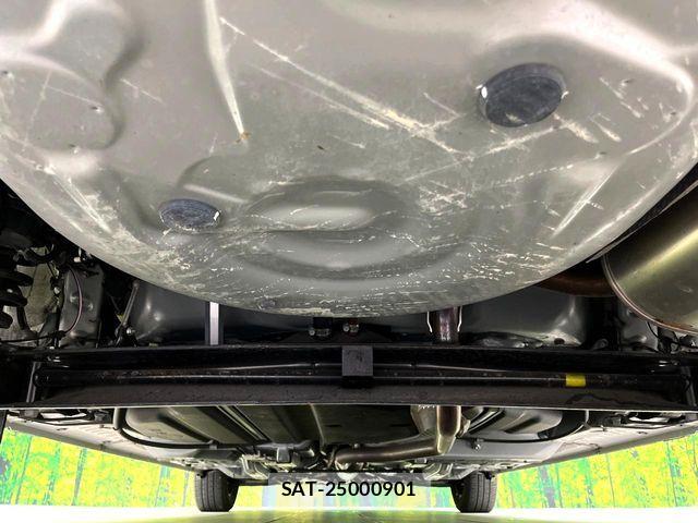 Toyota SIENTA 2019-05 8563539-17