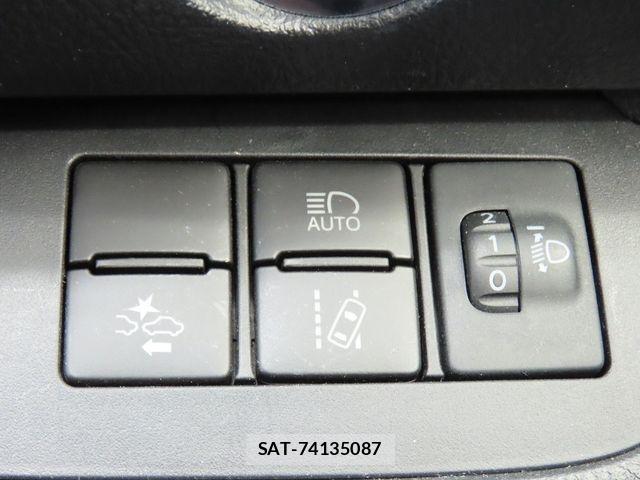 Toyota SIENTA 2022-02 8563536-12