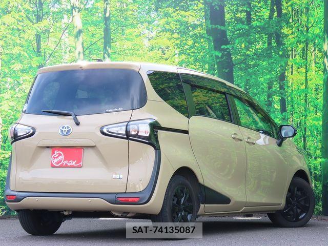 Toyota SIENTA 2022-02 8563536-1