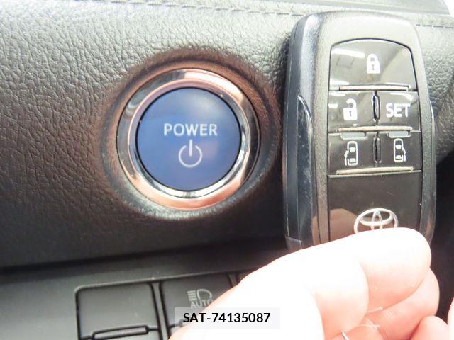 Toyota SIENTA 2022-02 8563536-24