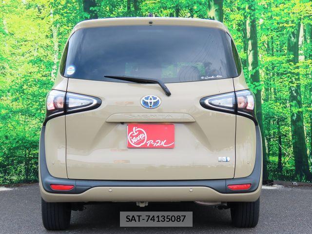 Toyota SIENTA 2022-02 8563536-6