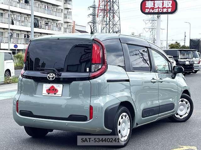 Toyota SIENTA 2023-10 8563534-2