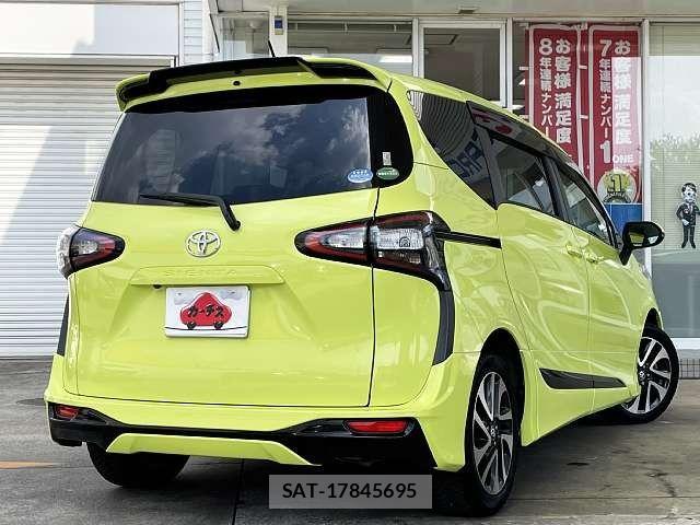 Toyota SIENTA 2015-11 8563538-2