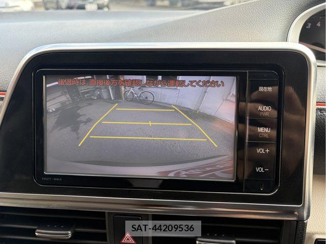 Toyota SIENTA 2015-09 8563542-22
