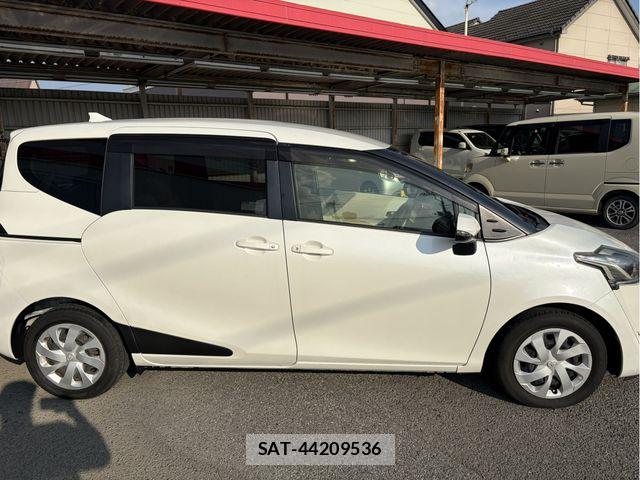 Toyota SIENTA 2015-09 8563542-4
