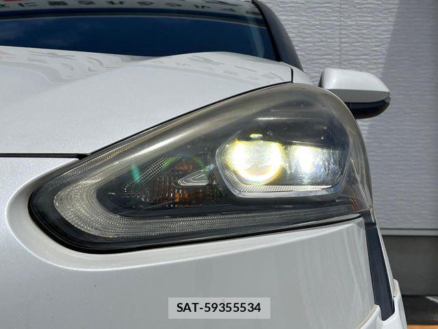 Toyota SIENTA 2015-07 8563540-9