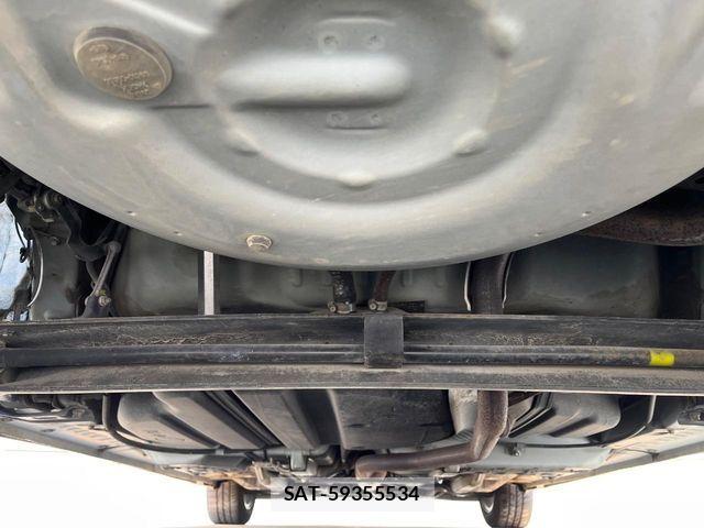 Toyota SIENTA 2015-07 8563540-18