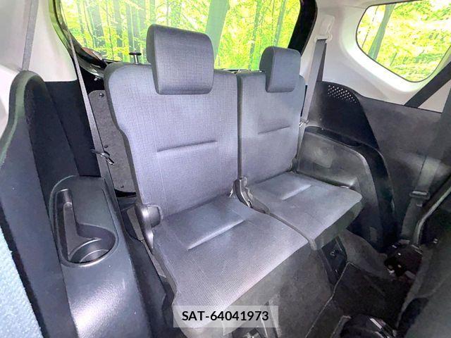 Toyota SIENTA 2016-04 8563541-10