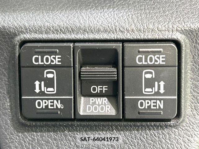 Toyota SIENTA 2016-04 8563541-3