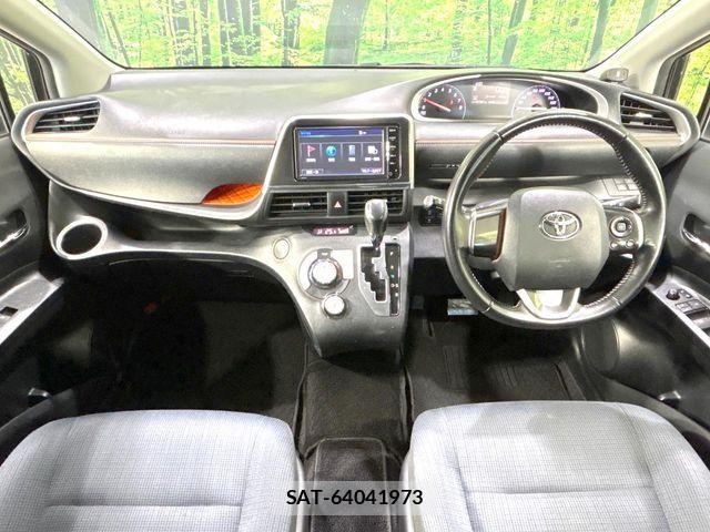 Toyota SIENTA 2016-04 8563541-6