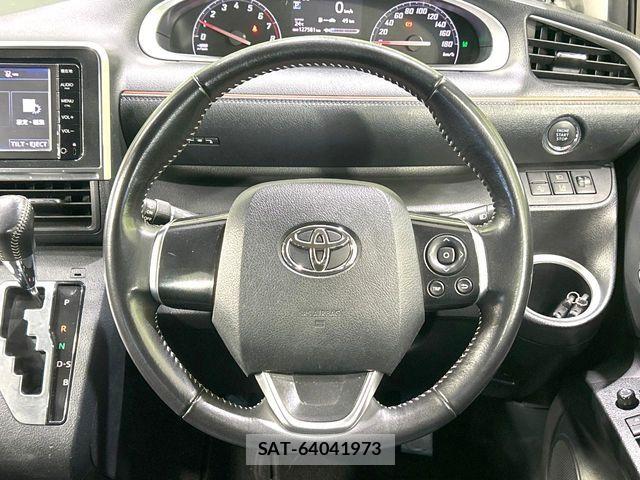 Toyota SIENTA 2016-04 8563541-7
