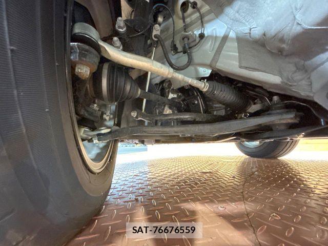 Toyota SIENTA 2025-11 8563533-19
