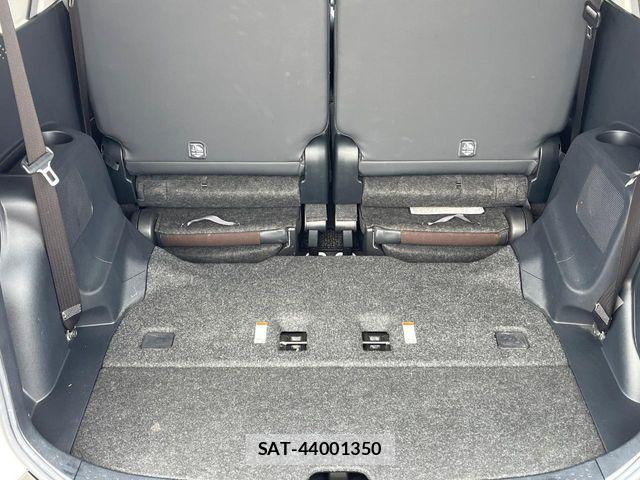 Toyota SIENTA 2019-12 8563537-10