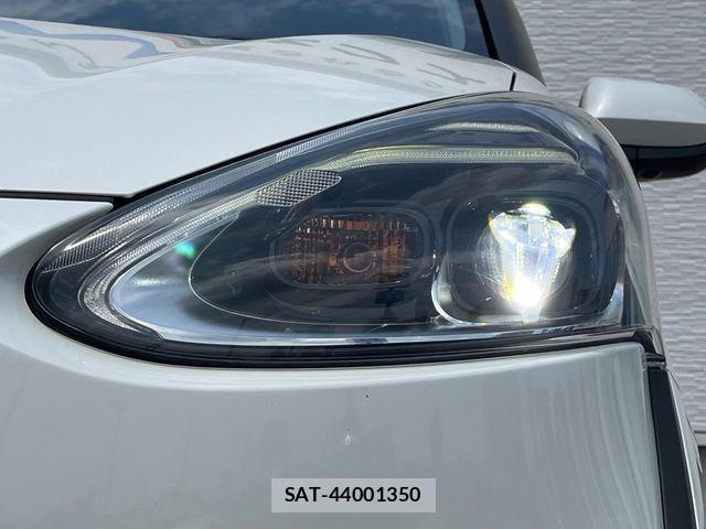 Toyota SIENTA 2019-12 8563537-11