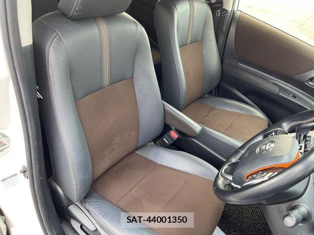Toyota SIENTA 2019-12 8563537-7