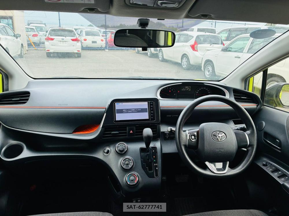 Toyota SIENTA 2019-08 8448993-12