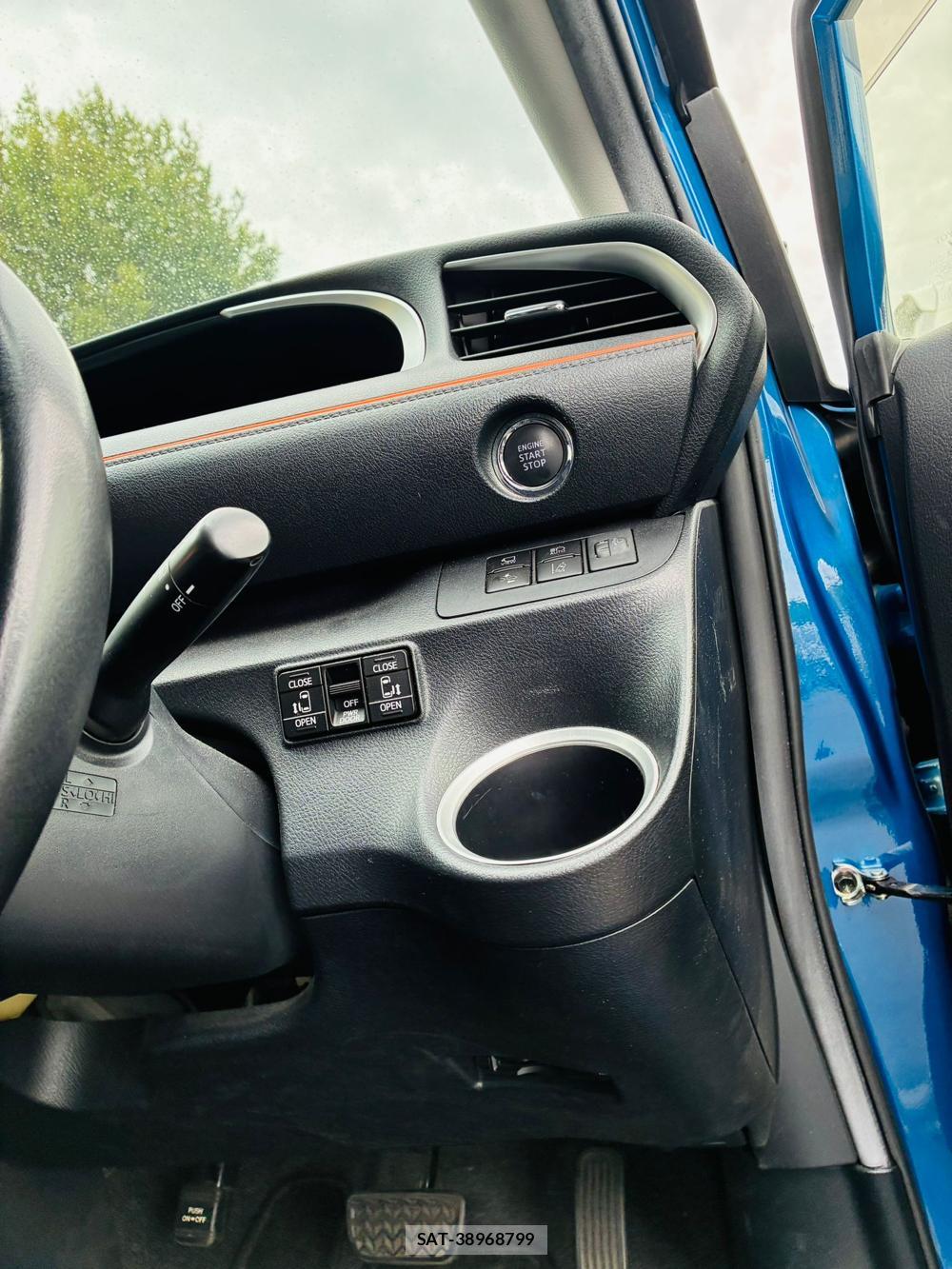 Toyota SIENTA 2019-07 8427875-16