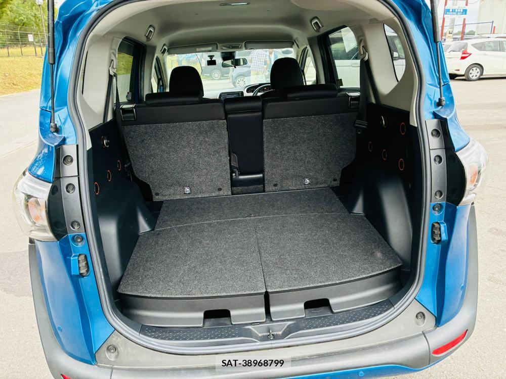 Toyota SIENTA 2019-07 8427875-25