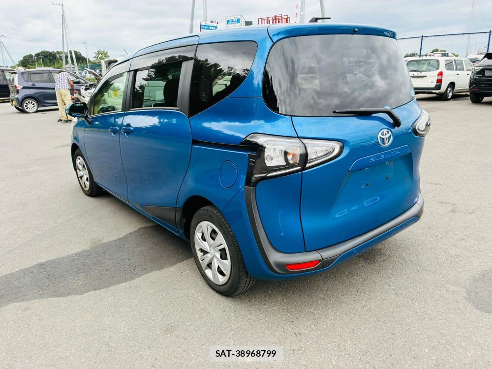 Toyota SIENTA 2019-07 8427875-2