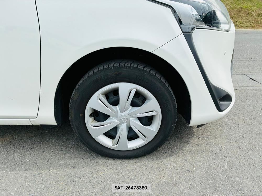 Toyota SIENTA 2019-06 8329517-26