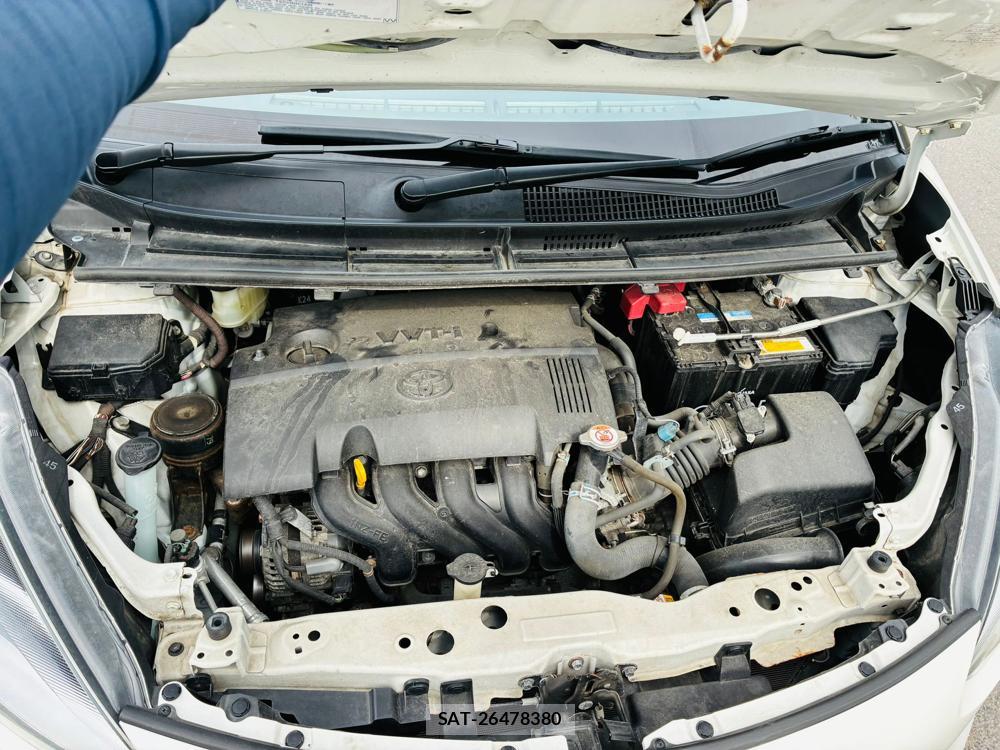 Toyota SIENTA 2019-06 8329517-31