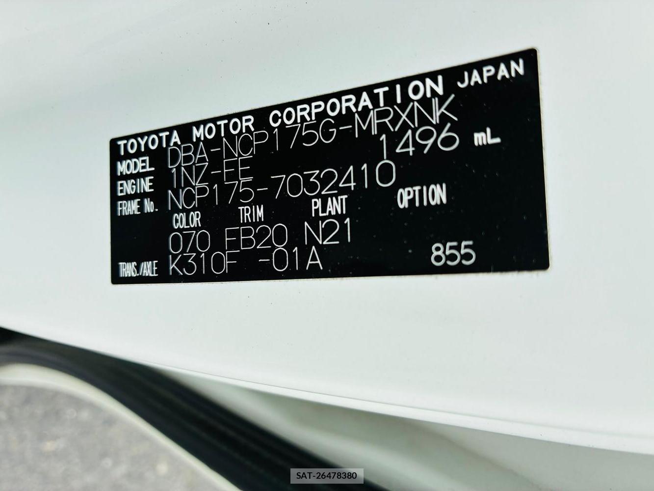 Toyota SIENTA 2019-06 8329517-32