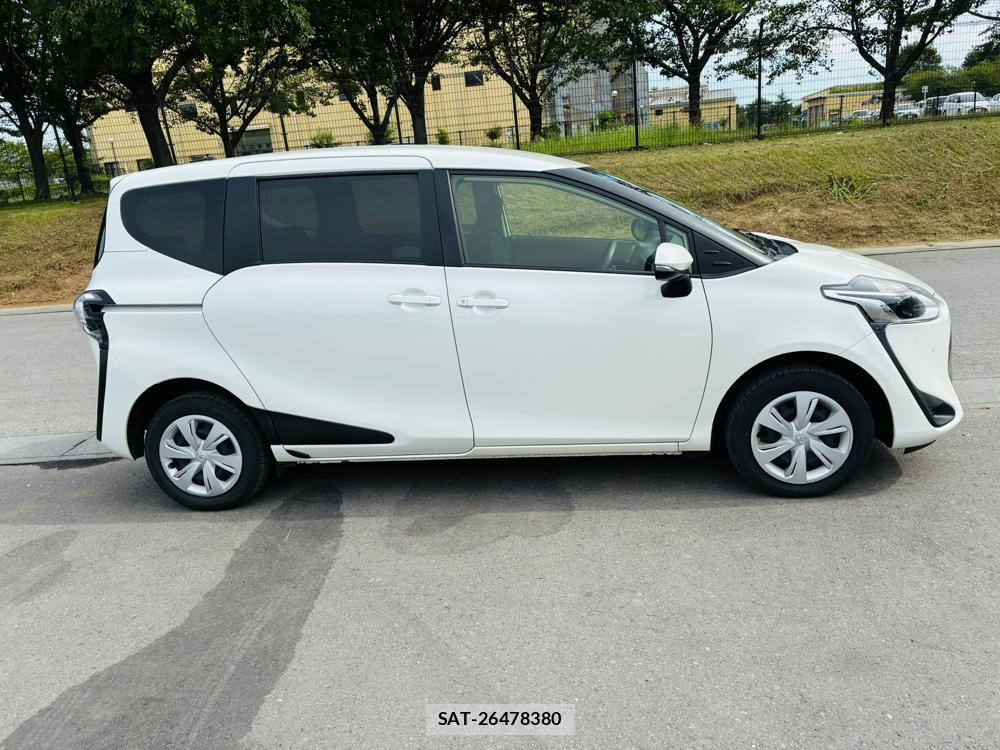 Toyota SIENTA 2019-06 8329517-5