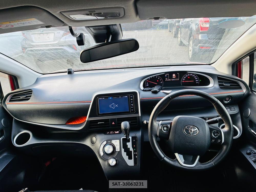 Toyota SIENTA 2019-02 8484639-12