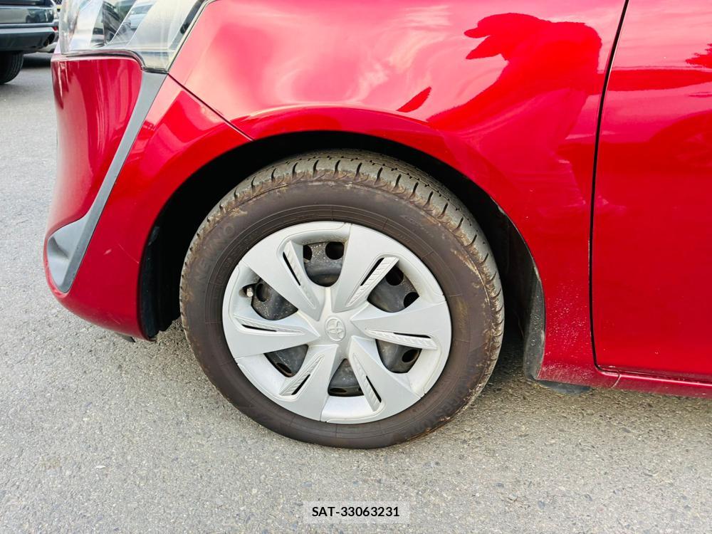 Toyota SIENTA 2019-02 8484639-30