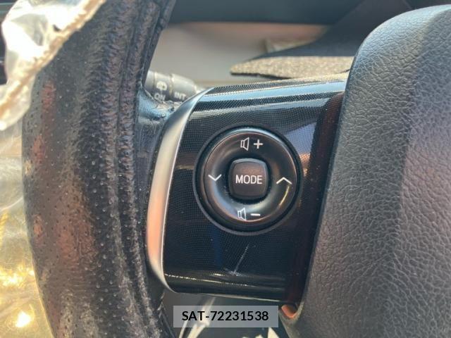 Toyota SIENTA 2016-01 8628885-19