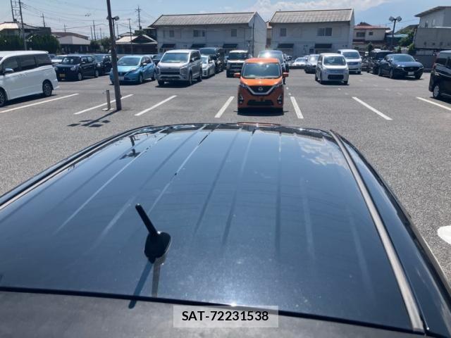 Toyota SIENTA 2016-01 8628885-5